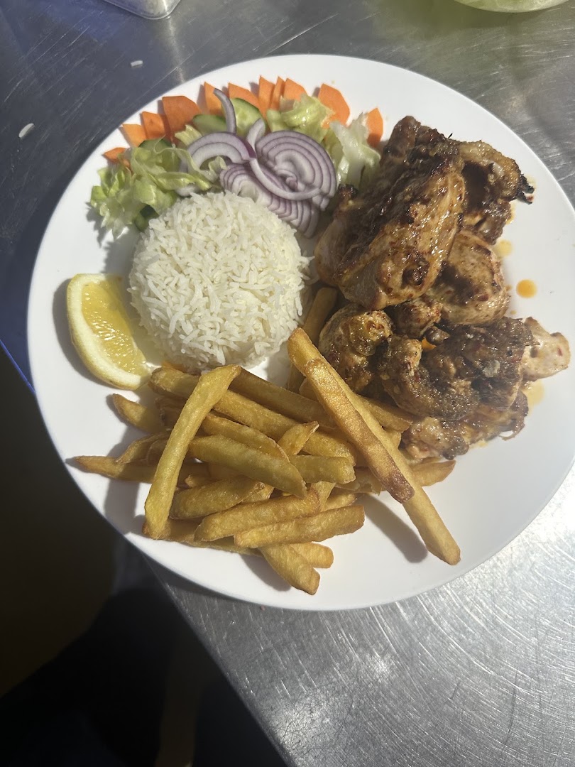 Diu Portugal Bar & Restaurant · Photos 9